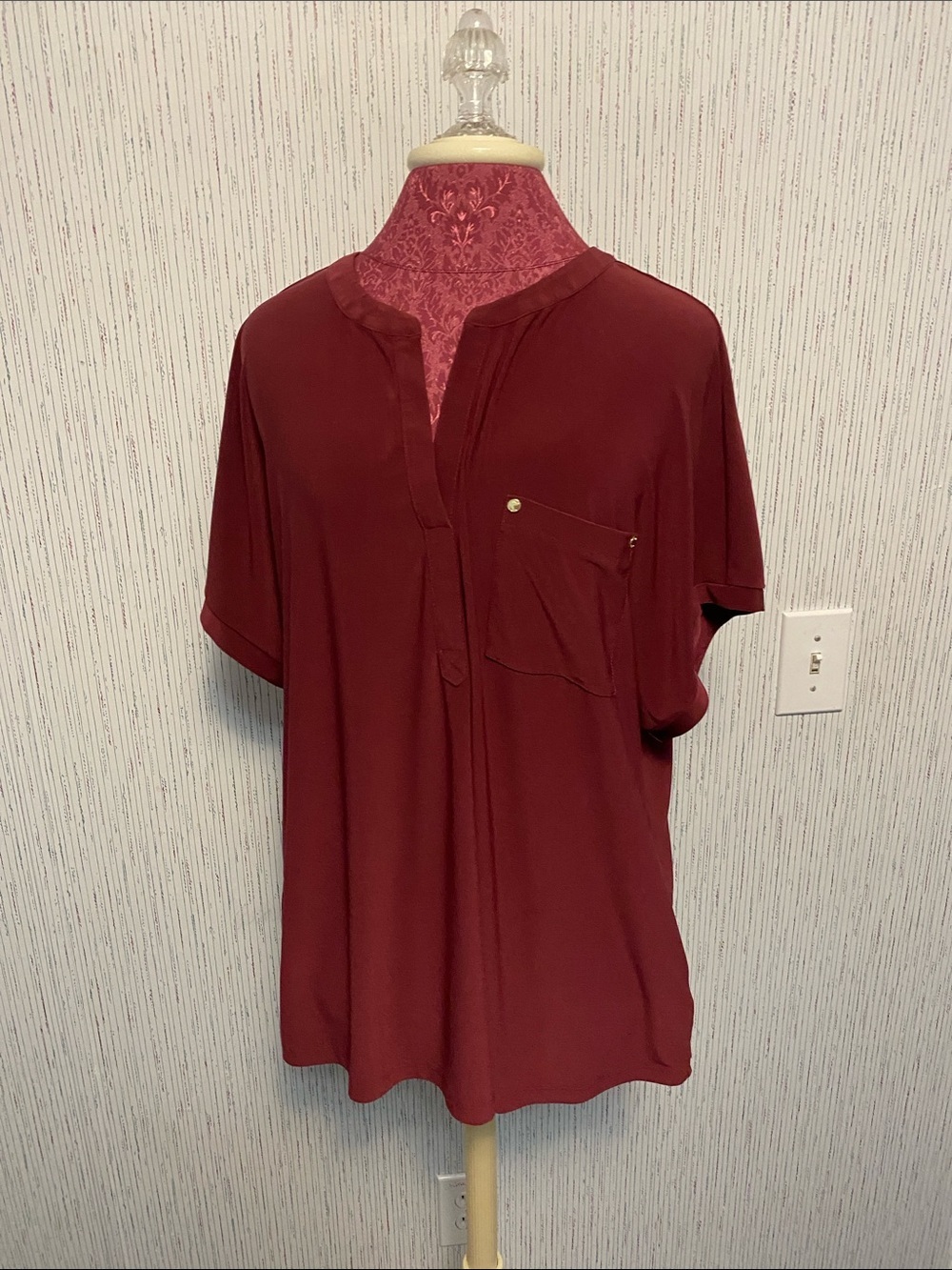 Anne Klein 1X Relaxed V-Neck Pocket Blouse in Burgundy Walking Shopping
